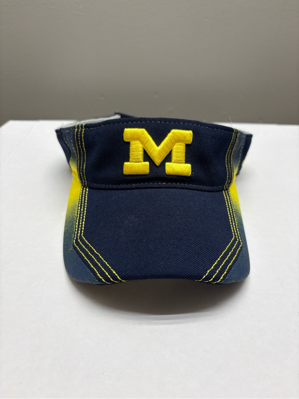 Adidas Michigan Wolverines visor